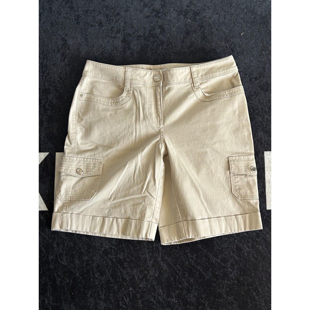 WHBM White House Black Market Khaki Cargo Bermuda Shorts Cuffed Size 0